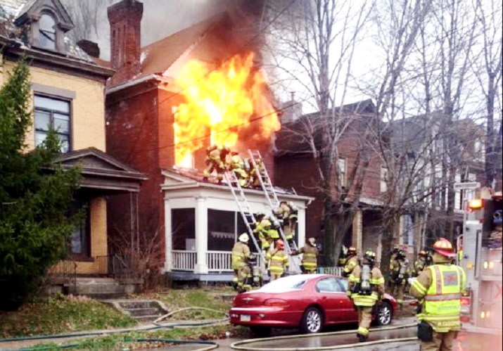 Video: 7 firefighters hurt during Pittsburgh house fire - Statter911